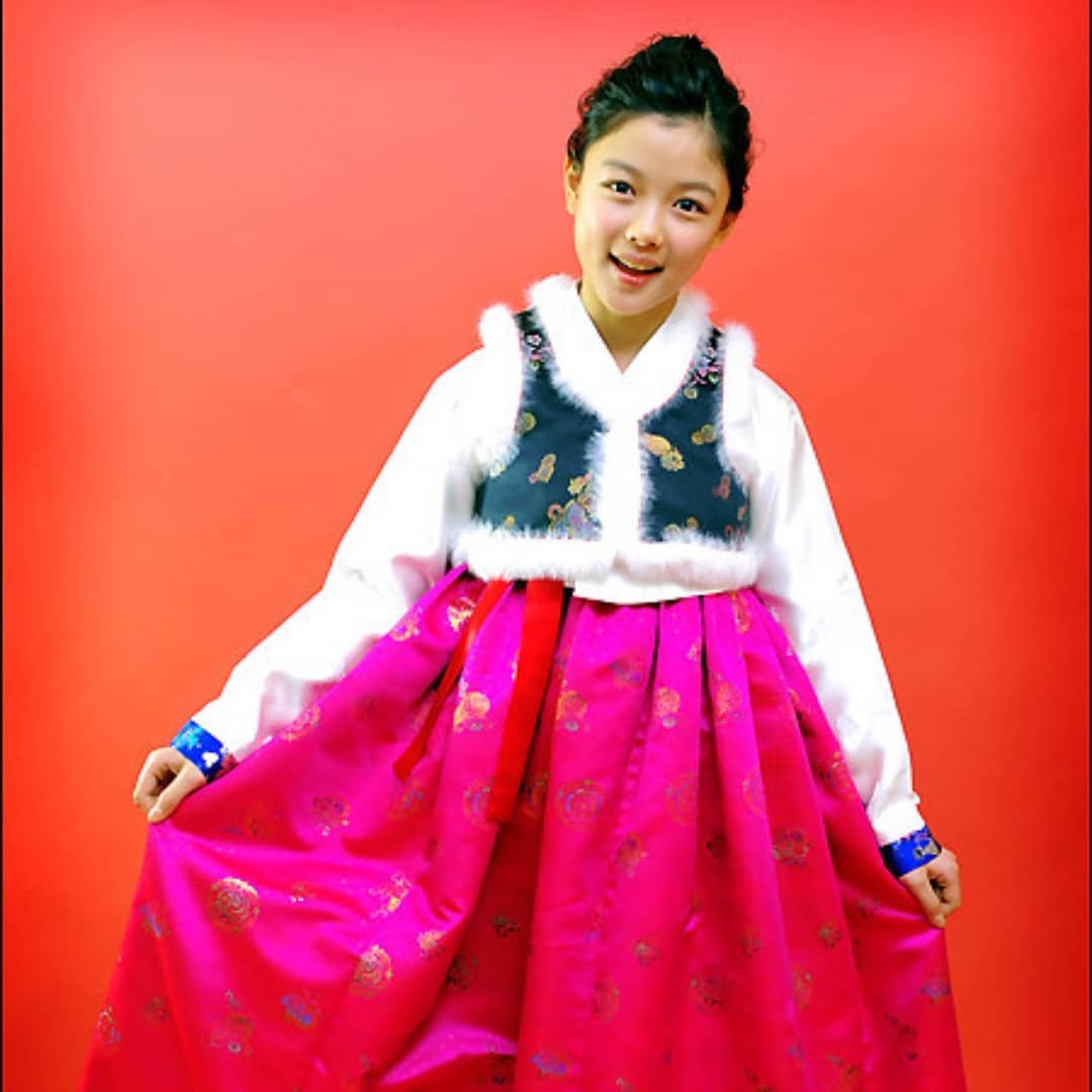 Begini 5 Transformasi Kim Yoo Jung dari Kecil Hingga Dewasa