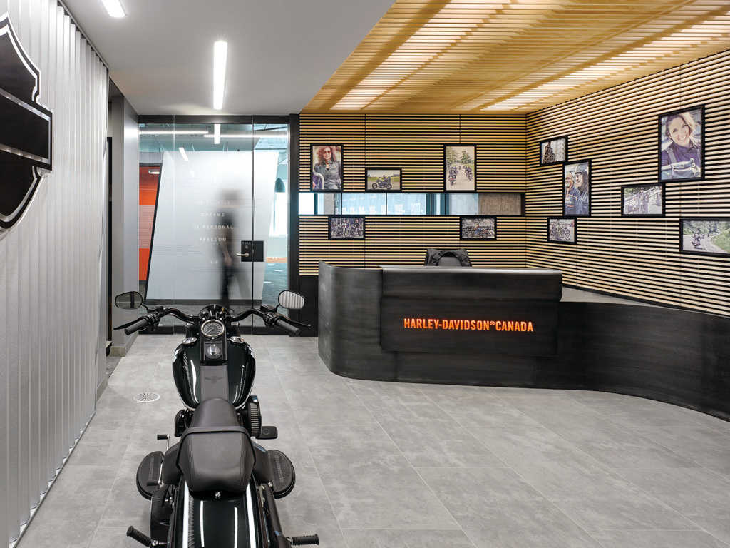 Seperti ‘Showroom’, 10 Potret Kantor Harley Davidson Bernuansa Oranye