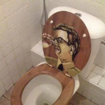 Ada Aquariumnya, 5 Penutup Toilet Paling Aneh yang Ada di Dunia