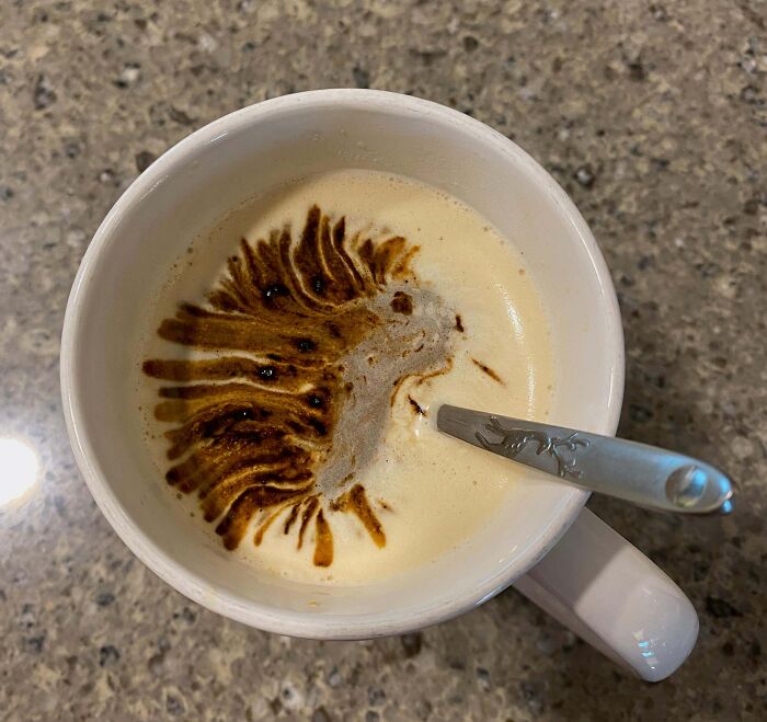 5 Kreasi dari Gelembung Kopi yang Gak Sengaja Terbuat, Bikin Senyum-senyum Sendiri