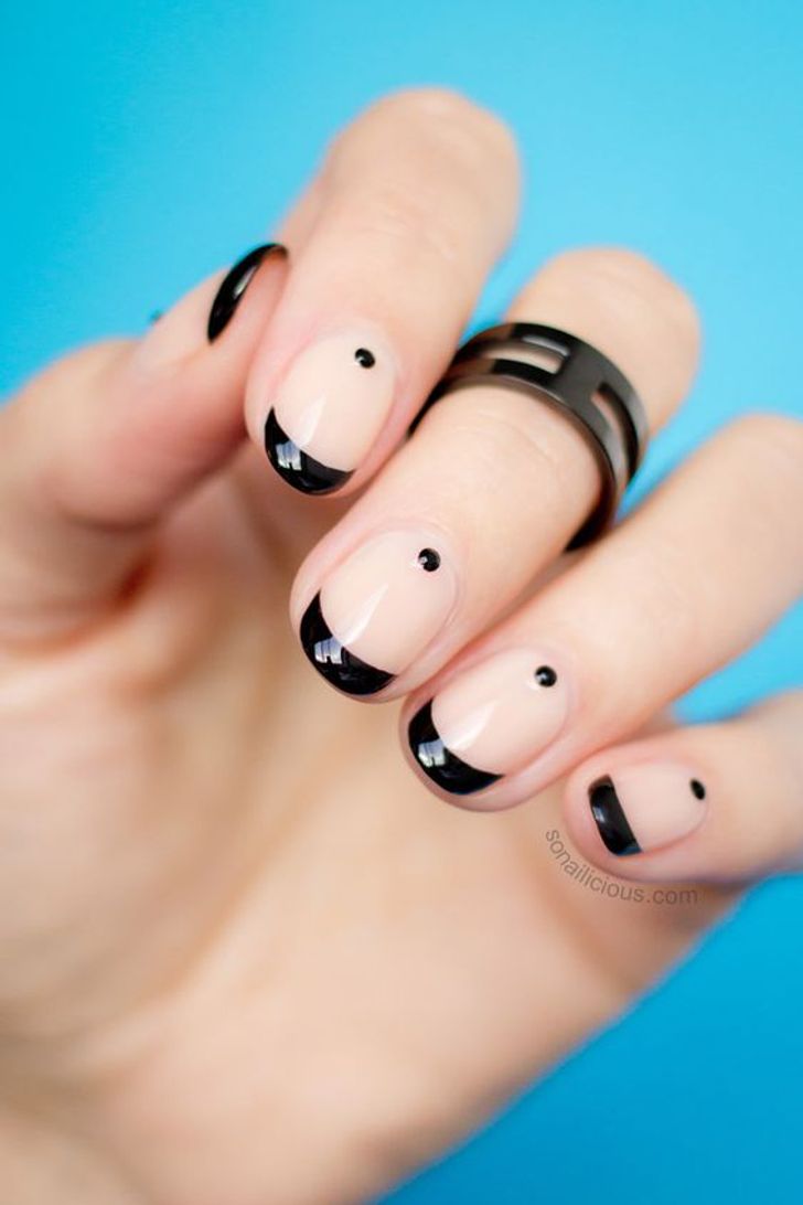 Cocok Untuk Sehari-hari, 5 Gambar Manicure Minimalis Tapi Keren