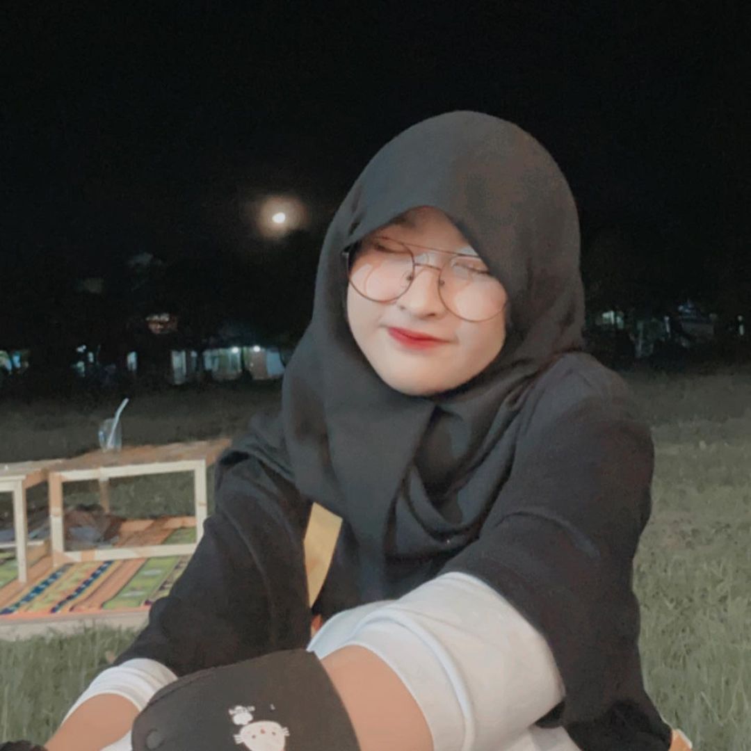 5 Potret Juy Putri, Seleb TikTok yang Viral Karna Konten Drama Romantis