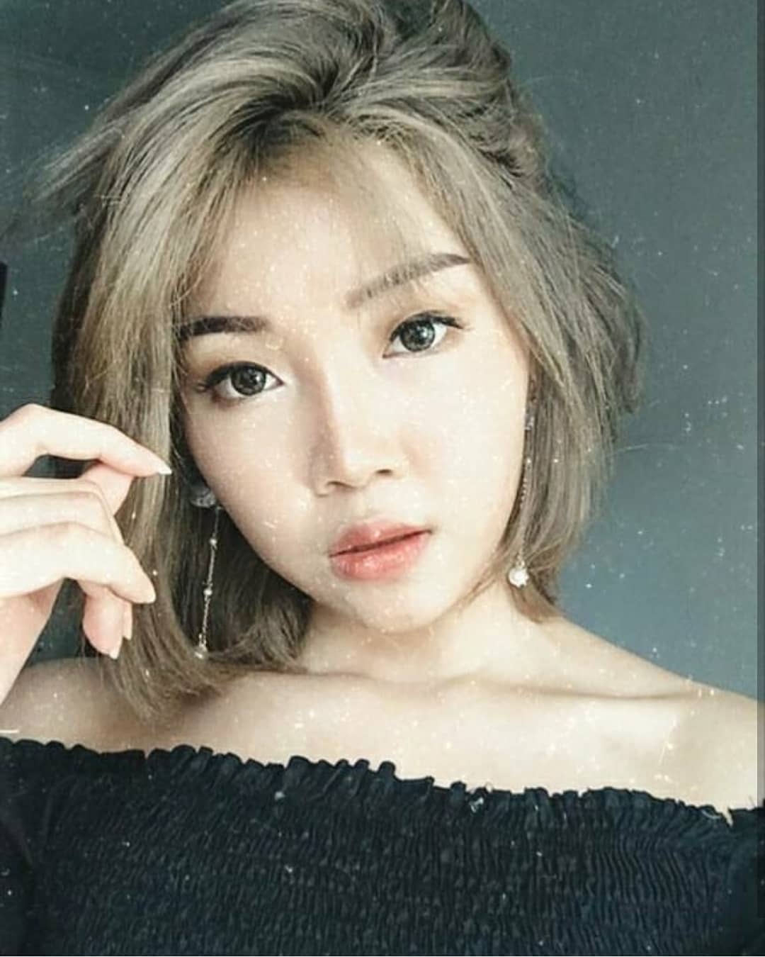 5 Pesona Cindy Clarista, MUA dan Selebgram yang Disebut Mirip Gisel