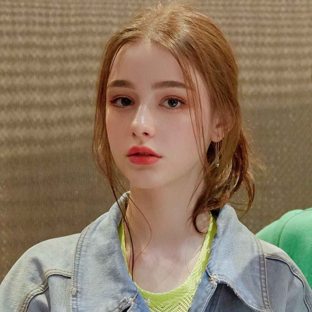 5 Pesona Dasha Taran yang Curi Perhatian Agency Korea