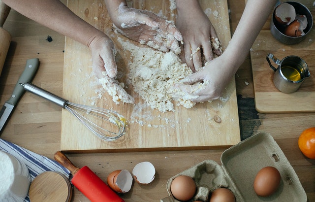 5 Perbedaan Baking Powder, Baking Soda, dan Soda Kue