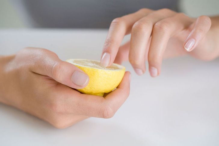 Manicure Hingga Bersih-bersih, 5 Manfaat Lemon untuk Berbagai Kebutuhan