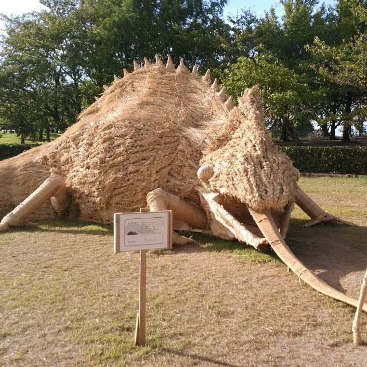 5 Karya dari Tumpukan Jerami di Festival Jepang, Mirip Seperti Asli