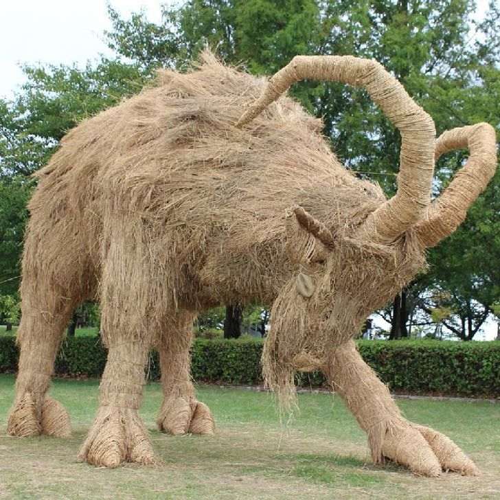 5 Karya dari Tumpukan Jerami di Festival Jepang, Mirip Seperti Asli