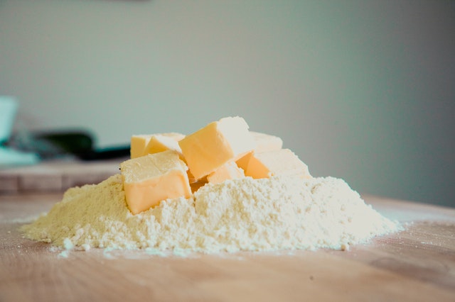 Ini 5 Perbedaan Mentega dan Margarin, Bentuk Mirip Tapi Beda Kegunaan