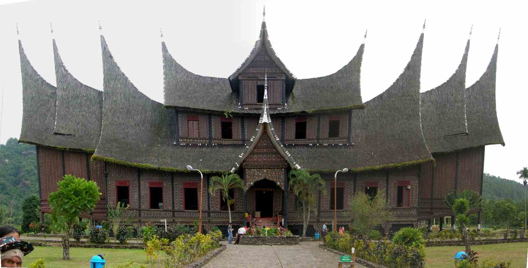 4 Fakta Rumah Makan Padang, Terkenal di Seluruh Penjuru Indonesia
