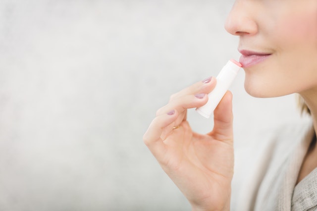 Mengenal Sulam Bibir, Mulai dari Jenis Hingga Efek Sampingnya