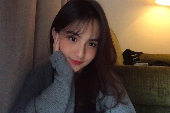 Yuk Kenalan, 5 Potret Angie Marcheria Brand Ambassador Bigetron
