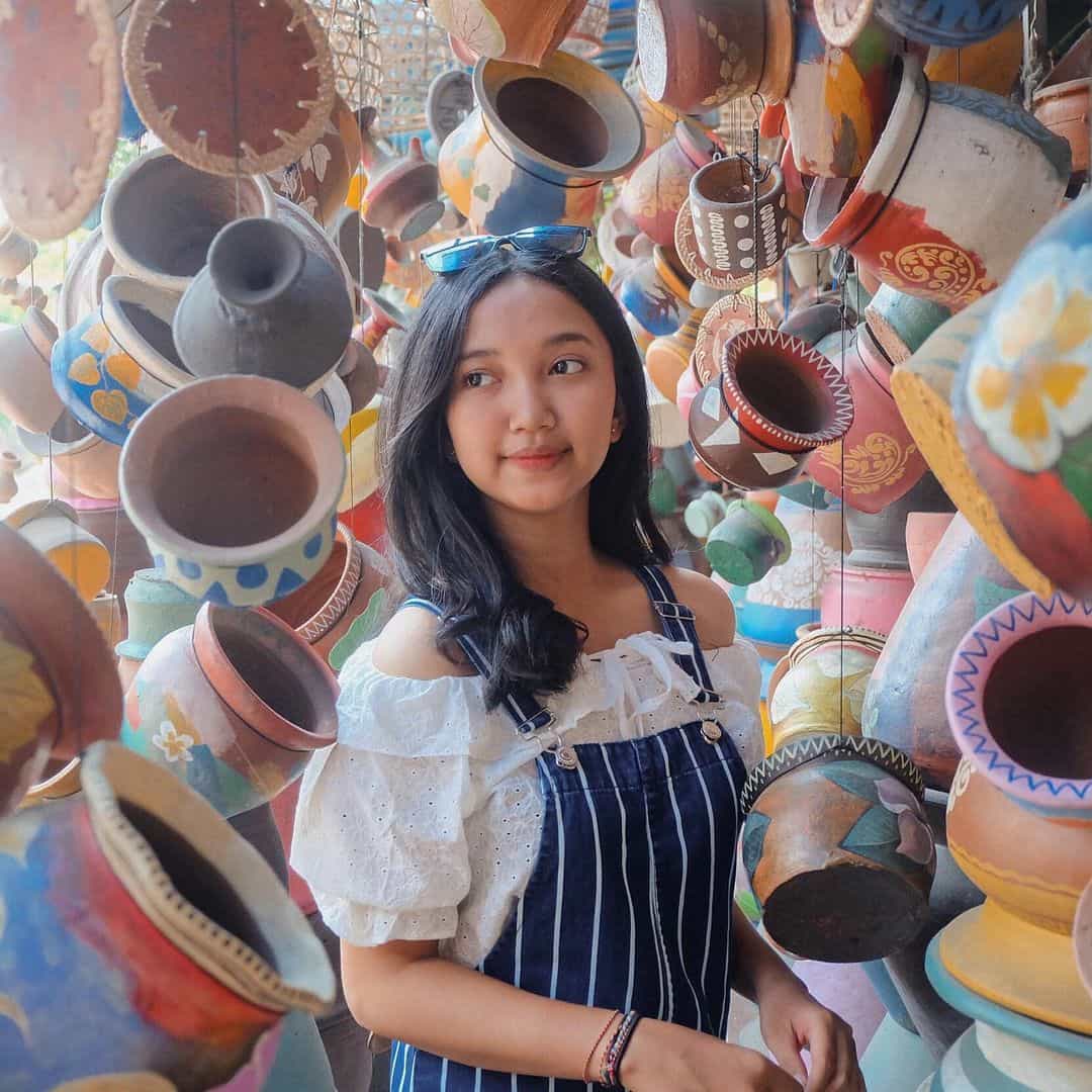 Manis, 5 Potret Cantik Ayu Siswaria TikToker Hits Asal Bali