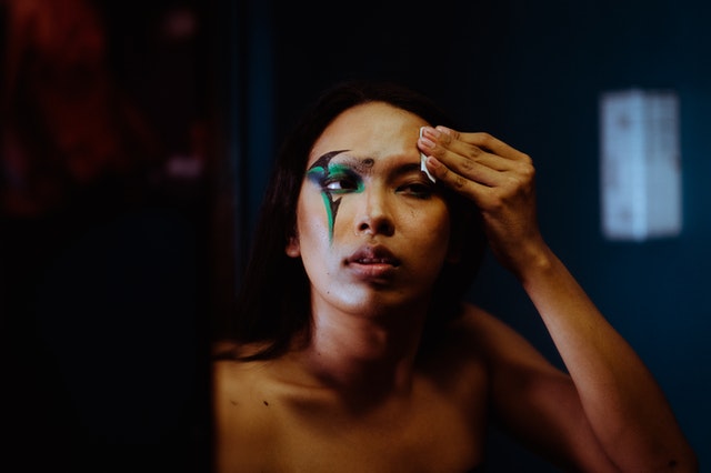 Kembali Cantik, 5 Cara Menghilangkan Eye Bags