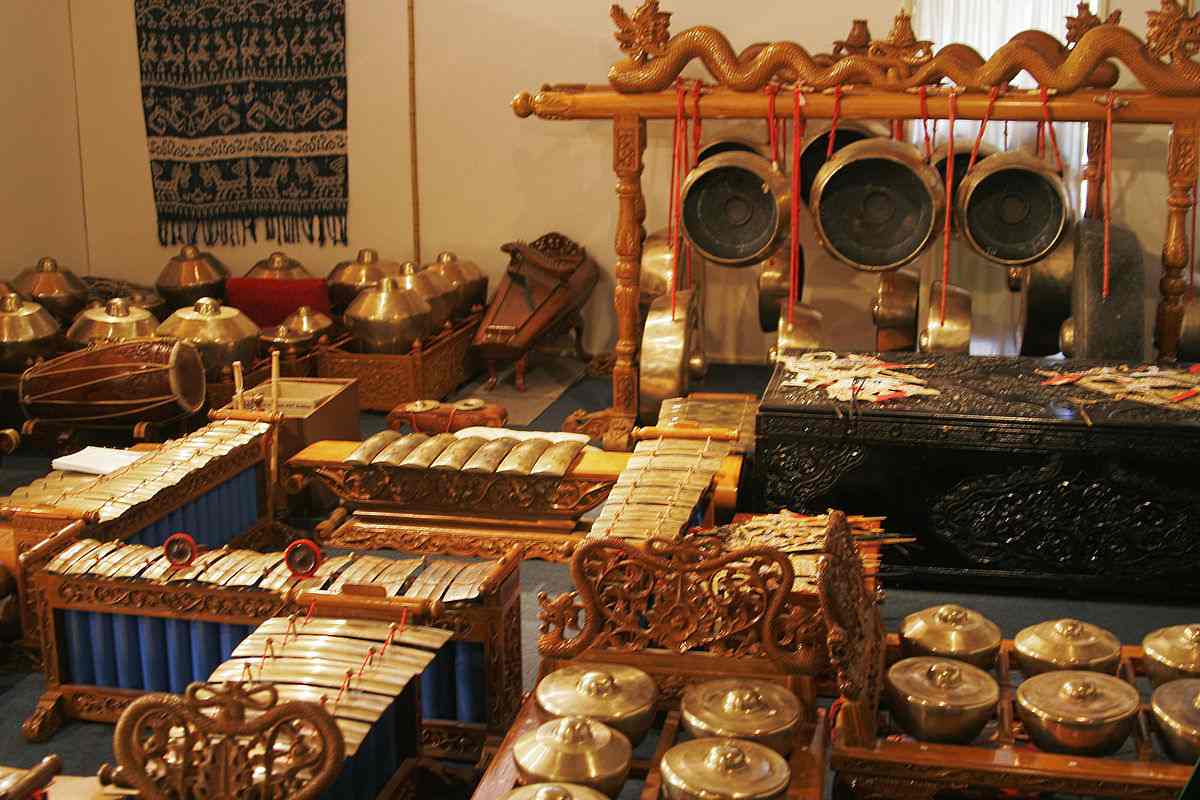Fakta Unik Gamelan, Instrumen Khas Nusantara yang Terkenal Sampai Mancanegara