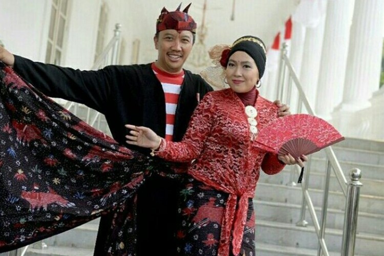 Beraneka Ragam, 5 Pakaian Adat Jawa Timur yang Kerap Dipakai Saat Pernikahan