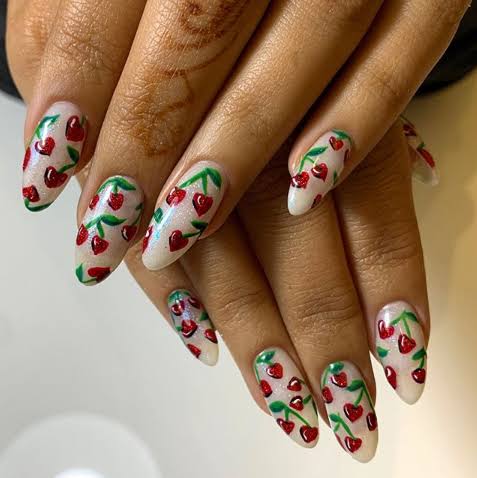 5 Inspirasi Nail Art yang Bikin Kukumu Cantik, Emoticon Hingga Buah-buahan