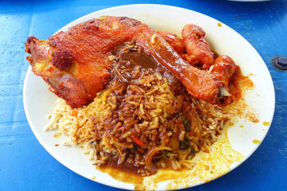 5 Makanan Khas Malaysia yang Bikin Nagih Terus, Upin Ipin Aja Suka