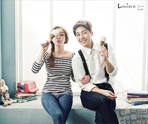 Formal Hingga Casual, 5 Inspirasi Pre-Wedding Studio
