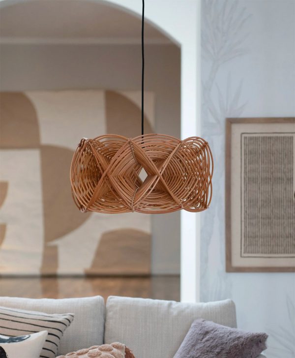 Bahan Alami, 5 Kreasi Lampu Gantung dari Rotan