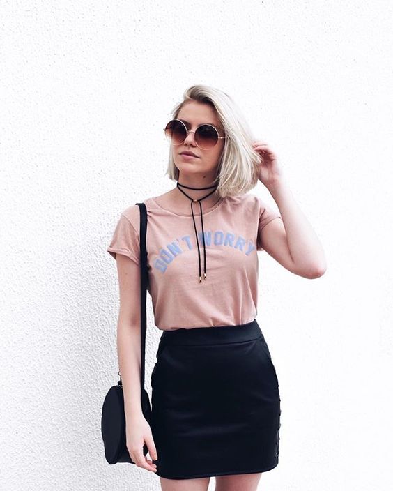 5 Cara Simpel Memakai Kaos Sederhana, Bisa Tampak Stylish dan Fashionable