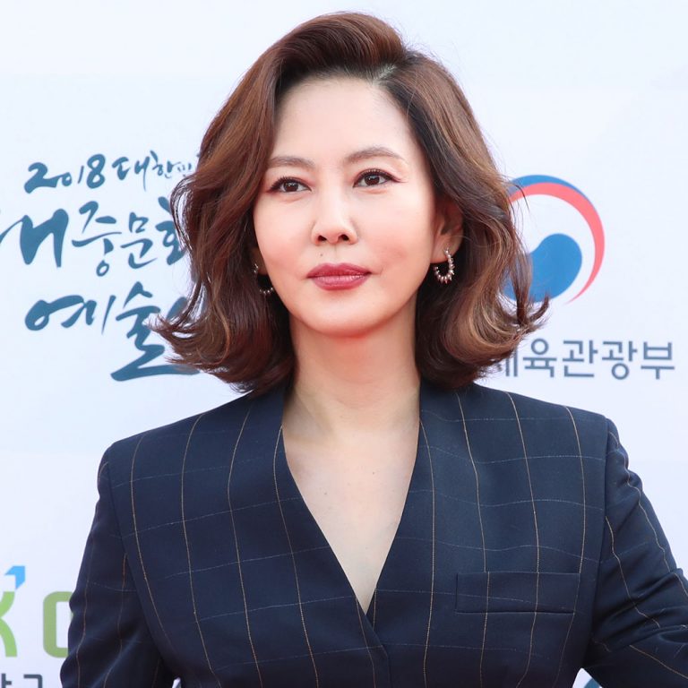 5 Model Rambut Pendek ala Selebriti Korea, Feminim hingga Tomboy