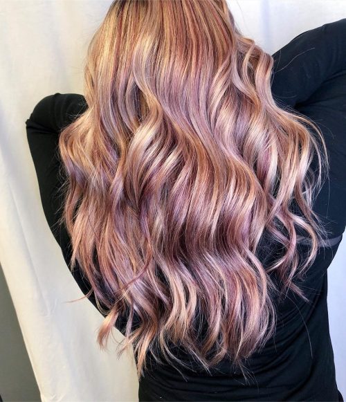 Tampil Lebih Trendy, 5 Variasi Warna Rambut Burgundy