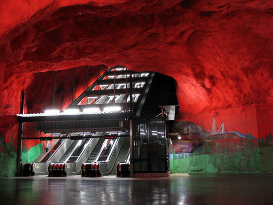 Gallery Stasiun Bawah Tanah Terindah di Dunia