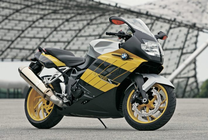 Inilah 10 Motor Sport Terbaik yang Cocok untuk Pecinta Kecepatan