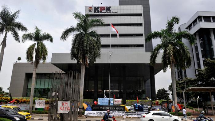 Bikin Tertangkap-tangannya Koruptor, DPR Minta Hak Penyadapan KPK Dibatasi