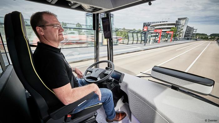 Bus Tanpa Supir buat Kota Masa Depan