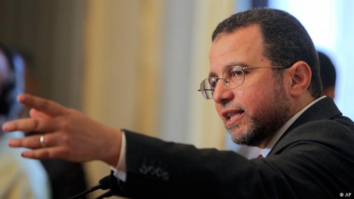 Mantan Perdana Menteri Mesir Ditangkap