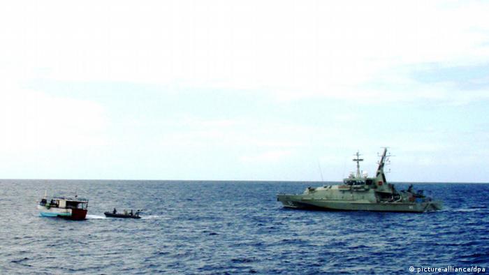 Pencari Suaka: Tentara Australia Lakukan Kekerasan