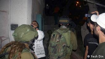 Pelatihan Militer Israel Mengundang Kritik