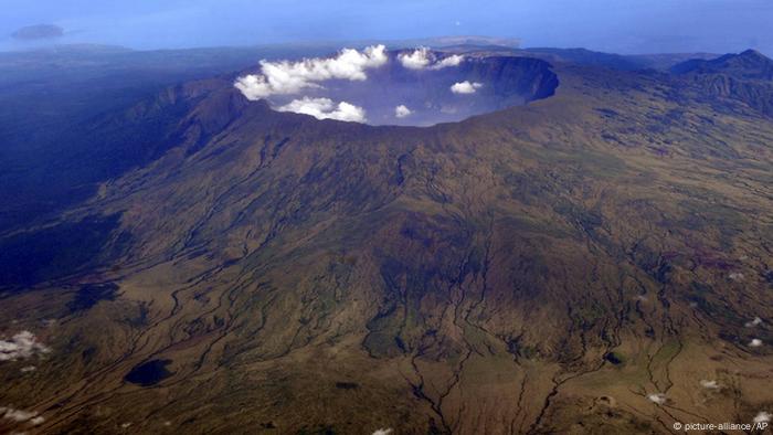 10 Gunung Api Paling Berbahaya dan Mematikan Di Dunia !!!