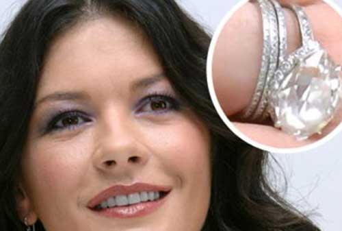 10 Cincin Penikahan Termahal, Tertarik Memilikinya?