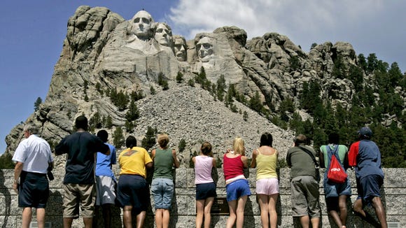 Fakta - Fakta Populer Tentang Monumen Mount Rushmore