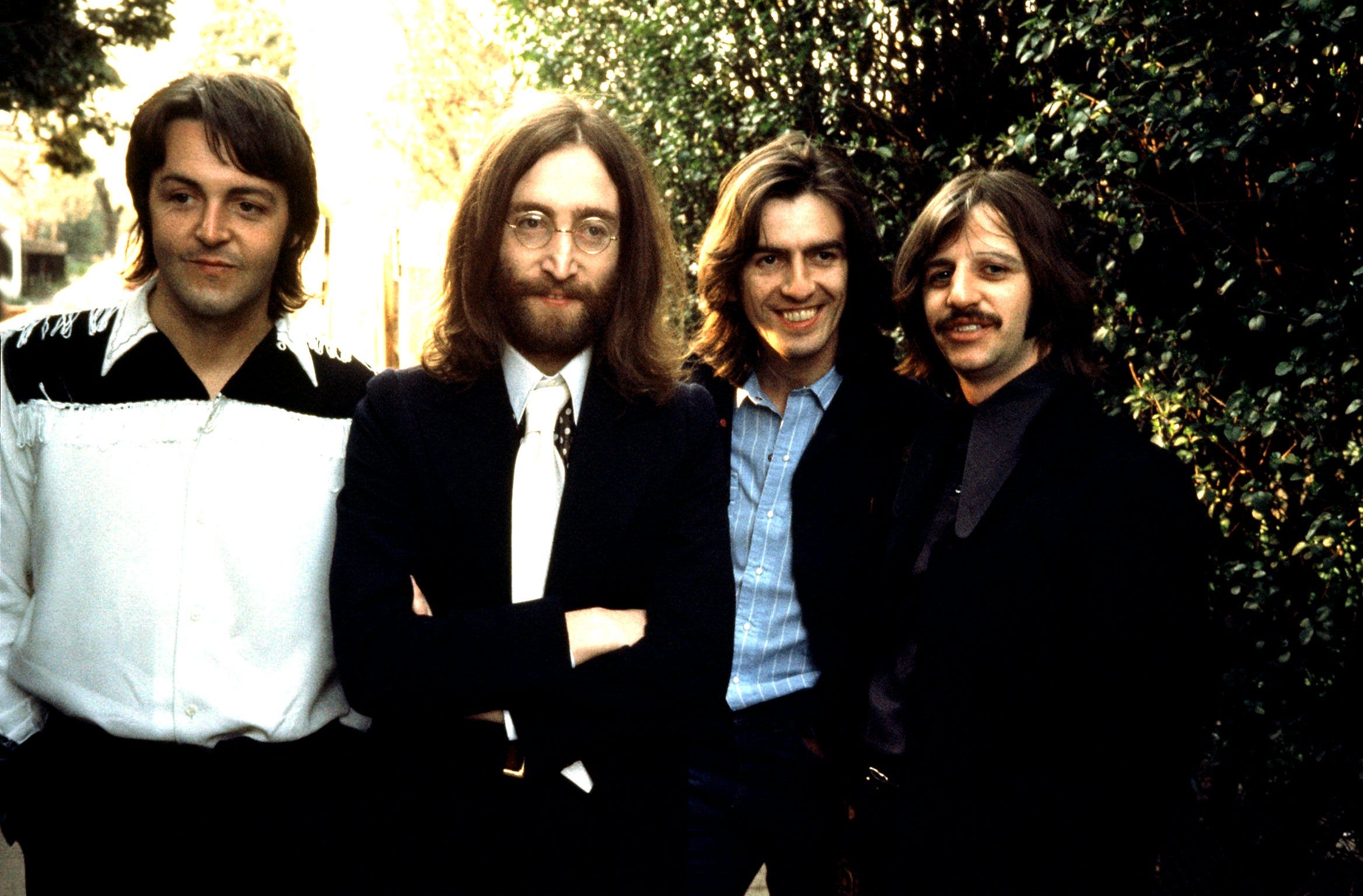 50 Tahun Bubarnya The Beatles, Kacamata John Lenon Dilelang Lebih dari 500 Juta!
