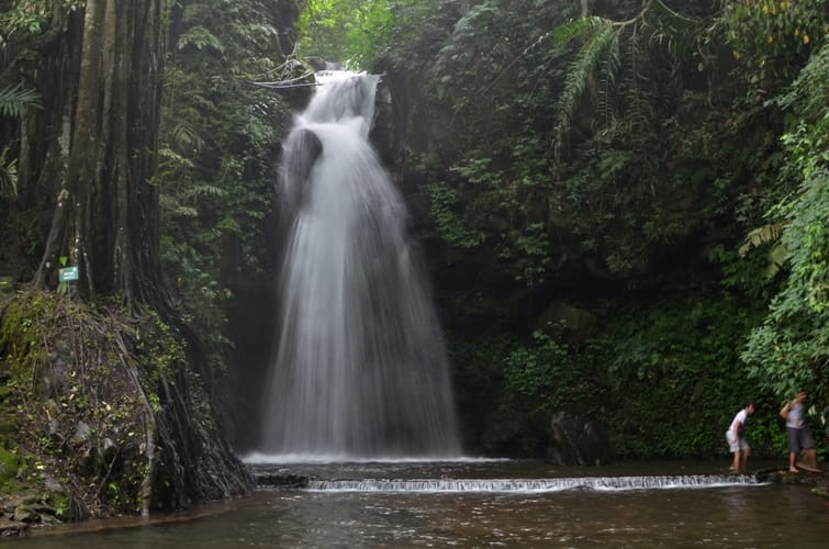7 Air Terjun Di Indonesia Yang Memiliki Pesona Mistis