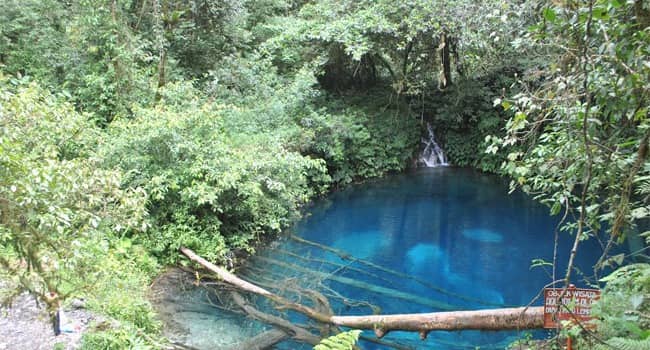 Danau Kaco: Danau Sebening Kaca Yang Menyimpan Misteri! Danau Kaco memiliki misteri!