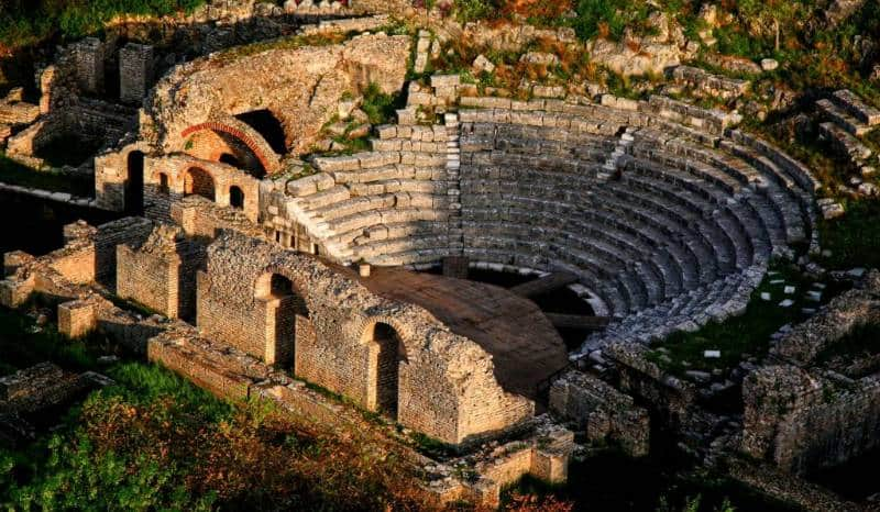 KEINDAHANNYA BAK NEGERI DONGENG, BERIKUT 15 TEMPAT WISATA MENARIK DI ALBANIA