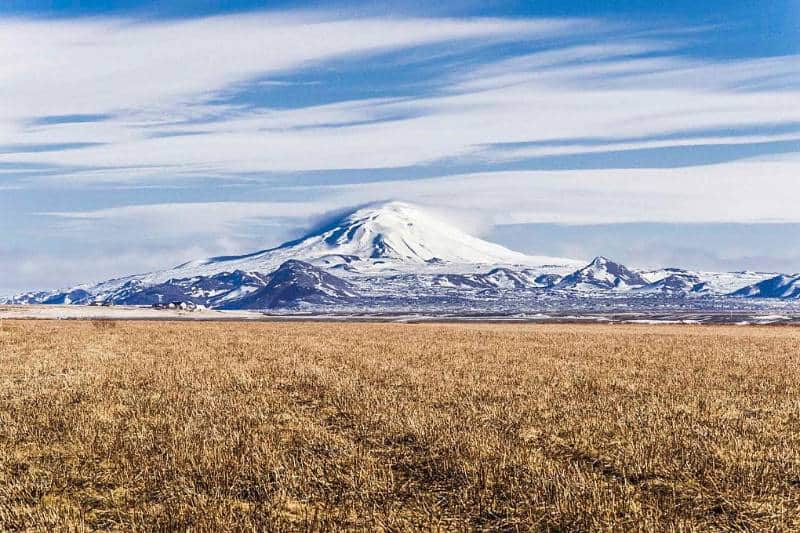 11 TEMPAT WISATA DI ISLANDIA, YAKIN NGGAK PINGIN KESANA?