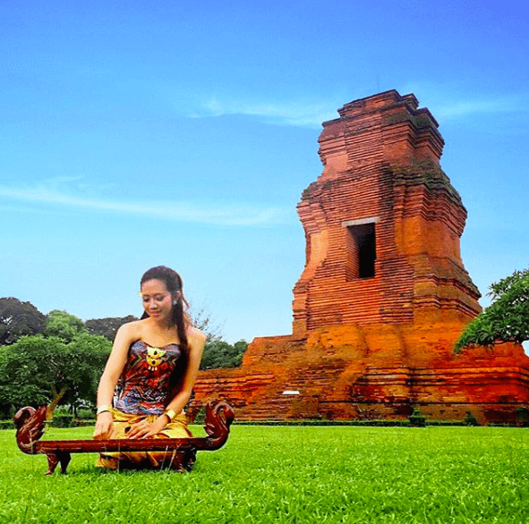 MELONGOK 9 CANDI TERKENAL DI MOJOKERTO, MISTIS DAN MELEGENDA