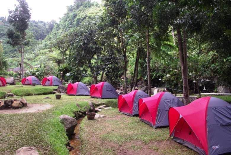 10 TEMPAT KEMPING DI SUKABUMI NYAMAN BERSANTAI BERSAMA KELUARGA JUGA TEMAN