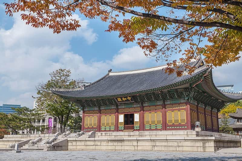 5 ISTANA KERAJAAN TERKENAL DI KOREA SELATAN FAVORIT WISATAWAN DUNIA