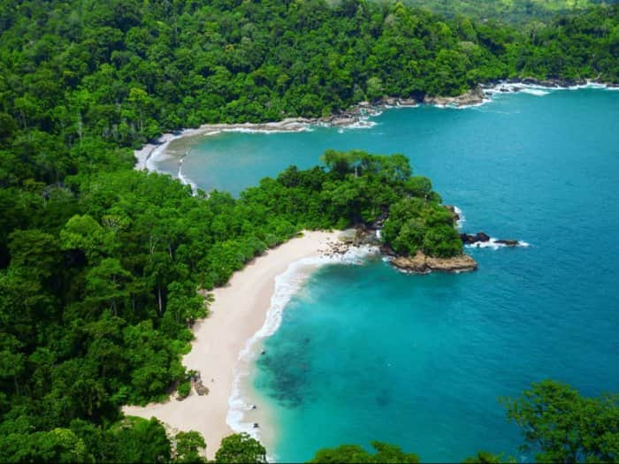 10 PANTAI TERKENAL DI BANYUWANGI, CAKEPNYA NGGAK KALAH SAMA BALI