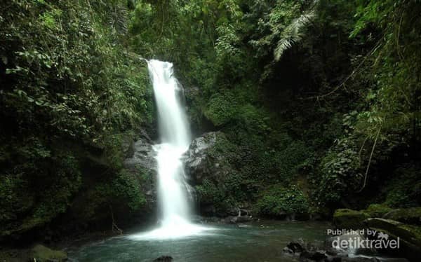 10 WISATA ALAM DI MAGELANG KEINDAHANNYA BIKIN NGGAK MAU PULANG