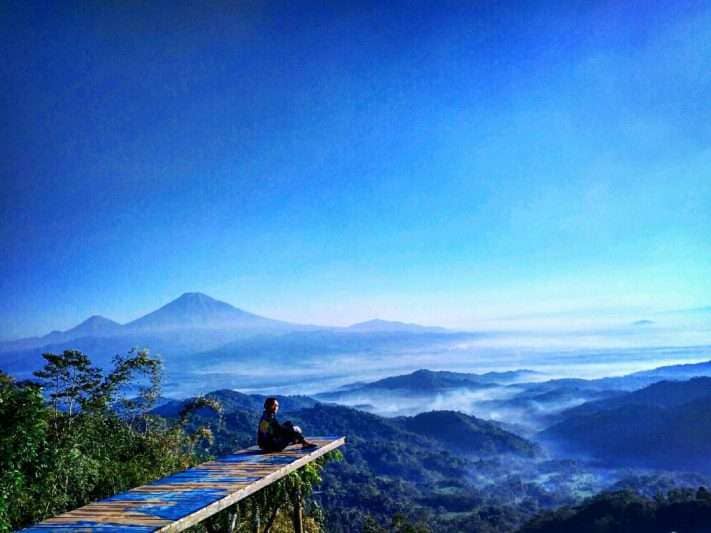 7 BUKIT TERINDAH DI JOGJA DENGAN SPOT FOTO KECE