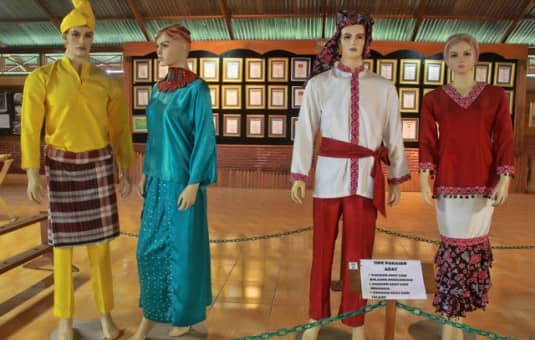 10 TEMPAT WISATA DI MINAHASA SEGARKAN MATA