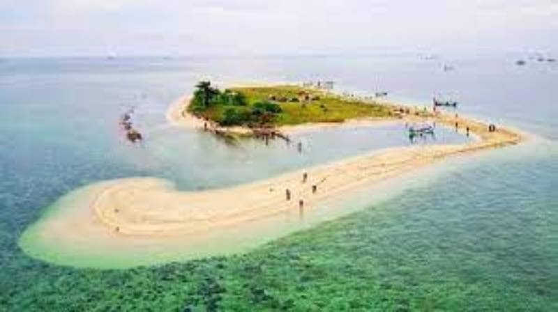 YUK SINGGAH KE 10 PULAU CANTIK DI SEKITAR SUMENEP